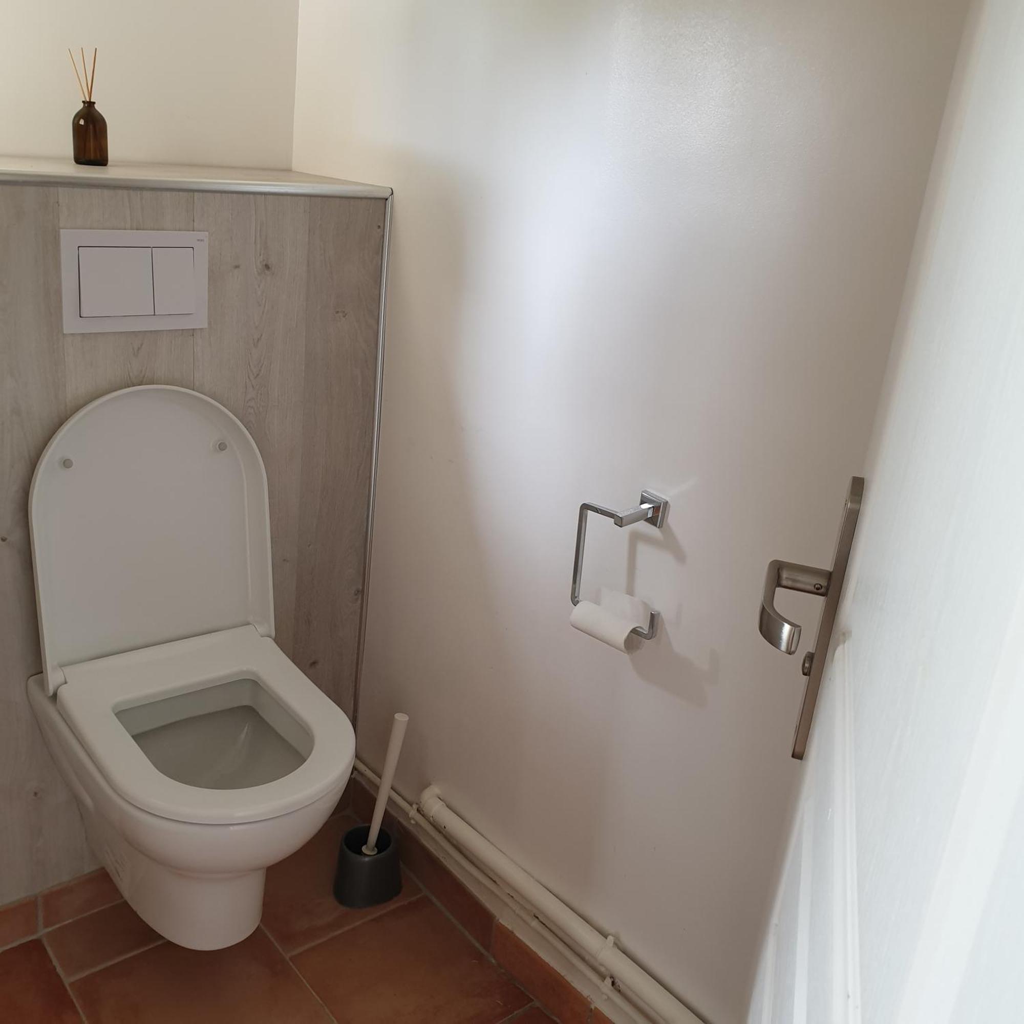 Independant Chez L'habitant, Situe Dans Les Pyrenees *